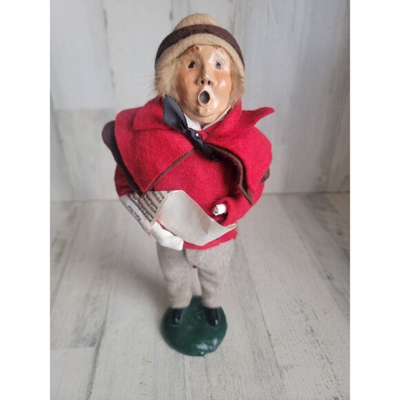 Byer's Choice 1987 red coat man caroler sheet music vintage xmas - Picture 1 of 8